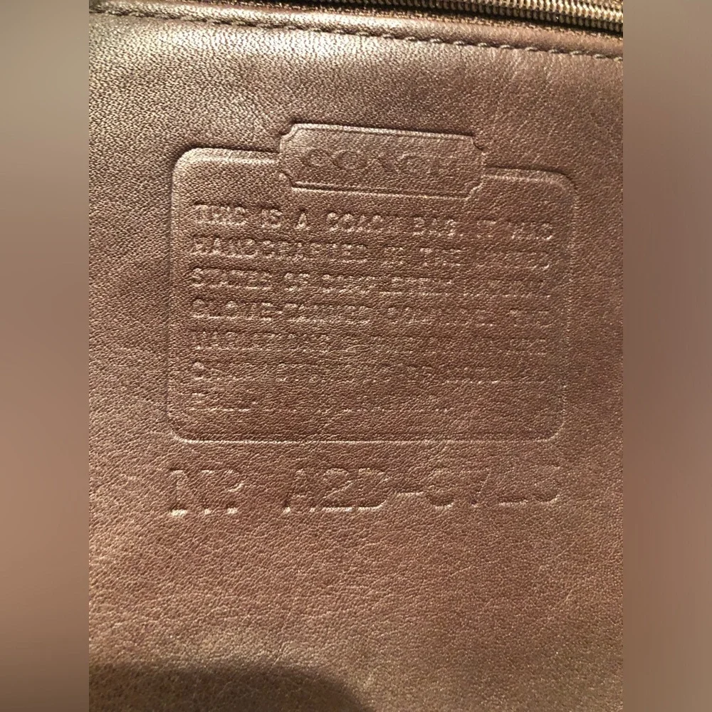 COACH VINTAGE LEGACY COMPANION  Mahogany Leather bag/purse #9715 with hangtag - Picture 14 of 14